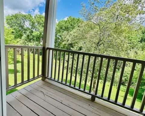 Exterior - 701 Ridgeside Dr #E, Ballwin, MO 63021 photo 6 of 11