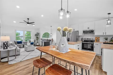 Dining - 1 Pintail Ct, O'fallon, MO 63368 photo 1 of 1