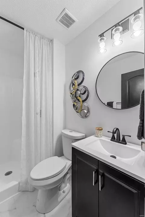 Bath - 1 Pintail Ct, O'fallon, MO 63368 photo 2 of 2