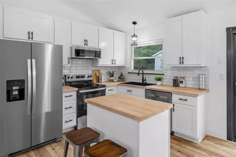 Kitchen - 1 Pintail Ct, O'fallon, MO 63368 photo 1 of 4