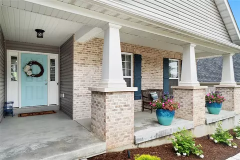 1235 Spring Lilly Dr, High Ridge, MO 63049 photo 2