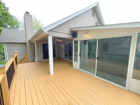 Exterior - 615 Highland Glen Dr, Ballwin, MO 63021 photo 7 of 11