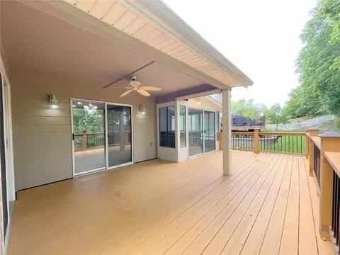 Exterior - 615 Highland Glen Dr, Ballwin, MO 63021 photo 5 of 11
