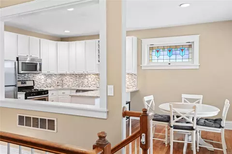 5442 Gresham Ave, Saint Louis, MO 63109 photo 6