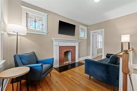 5442 Gresham Ave, Saint Louis, MO 63109 photo 3