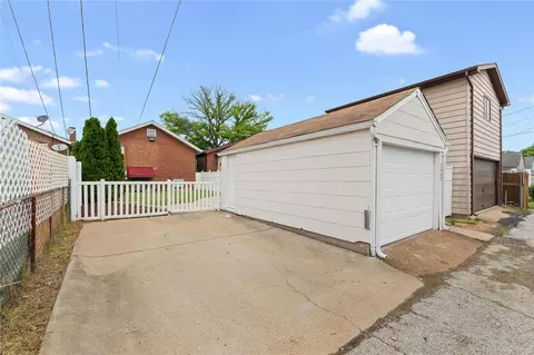 5442 Gresham Ave, Saint Louis, MO 63109 photo 32