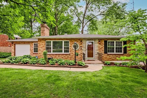 7556 Amherst Ave, Saint Louis, MO 63130