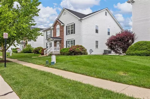620 Homerun, O'fallon, MO 63366 photo 2
