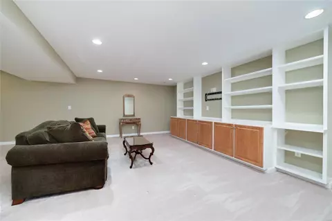 Living - 755 River Glen Dr, O'fallon, MO 63368 photo 6 of 6