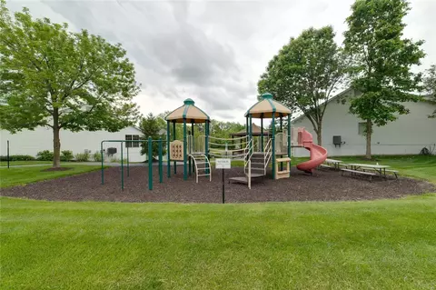 Exterior - 755 River Glen Dr, O'fallon, MO 63368 photo 6 of 8