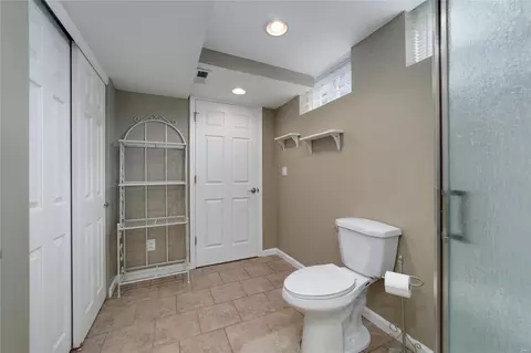 Bath - 755 River Glen Dr, O'fallon, MO 63368 photo 4 of 5