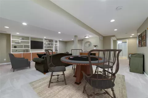 Living - 755 River Glen Dr, O'fallon, MO 63368 photo 3 of 6