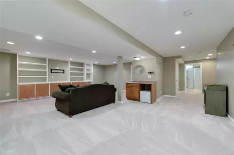 Living - 755 River Glen Dr, O'fallon, MO 63368 photo 4 of 6