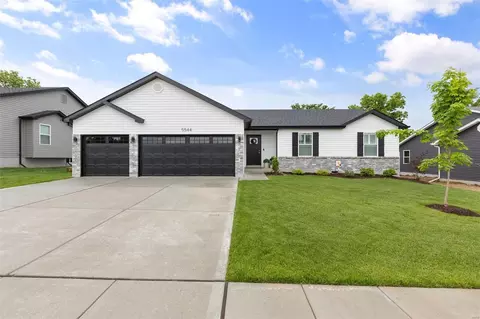 5544 Autumn Trace Pkwy, Wentzville, MO 63385