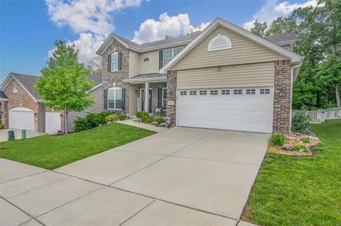 17641 Rockwood Arbor Dr, Eureka, MO 63025