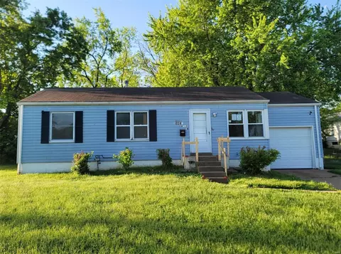 10247 Cabot Dr, Saint Louis, MO 63137