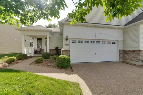 2136 Hawks Landing Dr, Lake Saint Louis, MO 63367