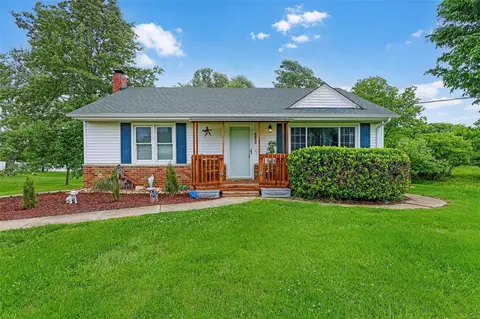 2406 Eatherton Rd, Wildwood, MO 63040