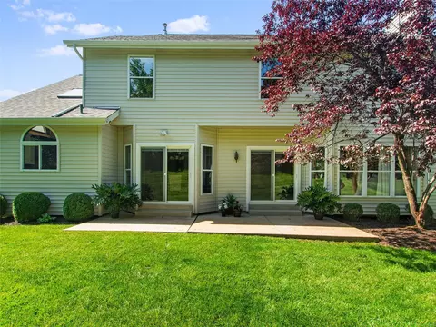 Exterior - 16063 Canterbury Estates Dr, Ellisville, MO 63021 photo 3 of 5