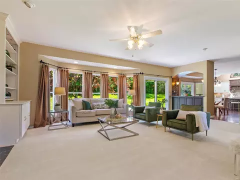 Living - 16063 Canterbury Estates Dr, Ellisville, MO 63021 photo 2 of 3