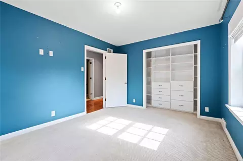 Bedroom - 40 Frontenac Estates Dr, Frontenac, MO 63131 photo 3 of 5