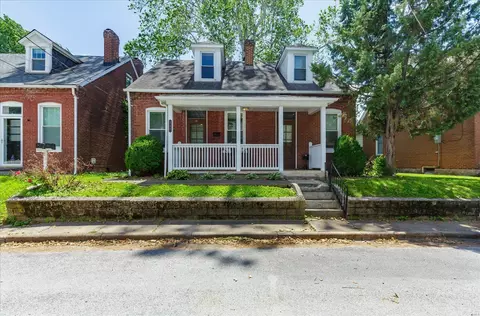 225 Tompkins St, Saint Charles, MO 63301