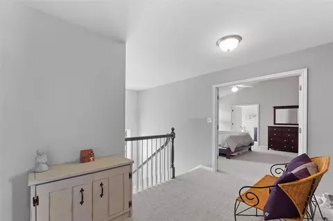 Entry Way - 1344 Kiefer Bluffs Dr, Ballwin, MO 63021 photo 3 of 3