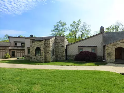 1453 Wild Horse Creek Rd, Wildwood, MO 63005