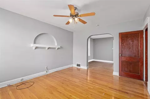2736 Hampton Ave, Saint Louis, MO 63139 photo 14