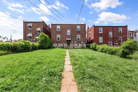 2736 Hampton Ave, Saint Louis, MO 63139 photo 2