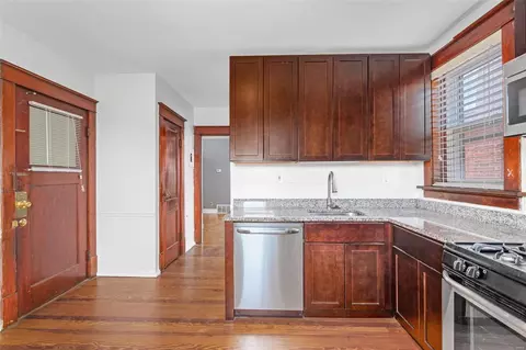 2736 Hampton Ave, Saint Louis, MO 63139 photo 6