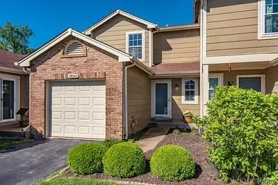 12063 Autumn Lakes Dr, Maryland Heights, MO 63043
