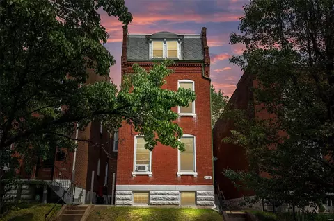 3428 Pennsylanvia Ave, Saint Louis, MO 63118