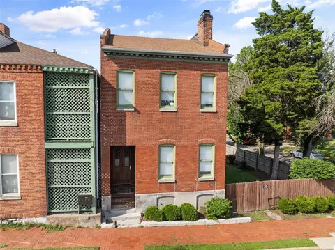 903 Park Ave, Saint Louis, MO 63104