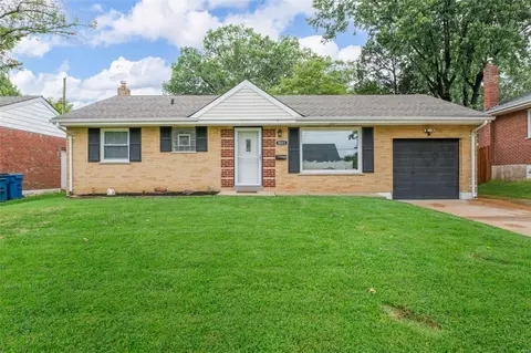 9223 Dana Ave, Saint Louis, MO 63123