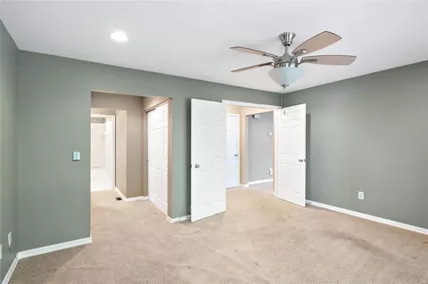 Bedroom - 667 Highview Circle Dr, Ballwin, MO 63021 photo 2 of 3