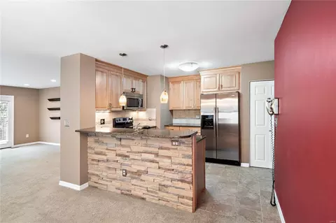 Kitchen - 667 Highview Circle Dr, Ballwin, MO 63021 photo 3 of 4