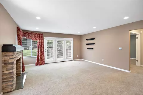 Living - 667 Highview Circle Dr, Ballwin, MO 63021 photo 5 of 6