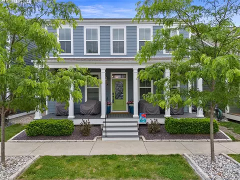 3265 Meeker St, Saint Charles, MO 63301