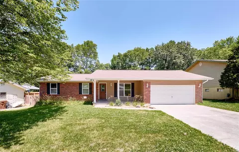 14 Kenworth Dr, Saint Peters, MO 63376