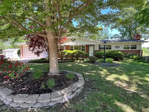 Exterior - 1219 Wyncrest Dr, Ballwin, MO 63011 photo 3 of 16