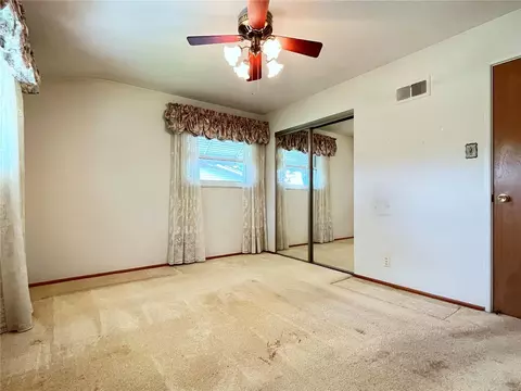 Bedroom - 1219 Wyncrest Dr, Ballwin, MO 63011 photo 8 of 10