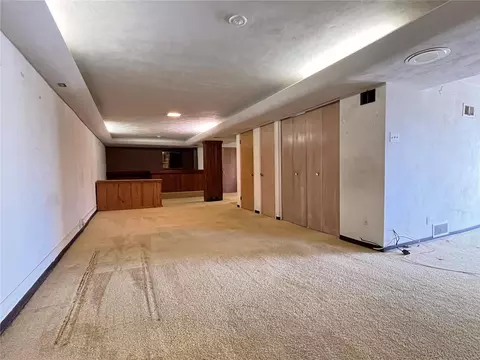 Living - 1219 Wyncrest Dr, Ballwin, MO 63011 photo 12 of 12
