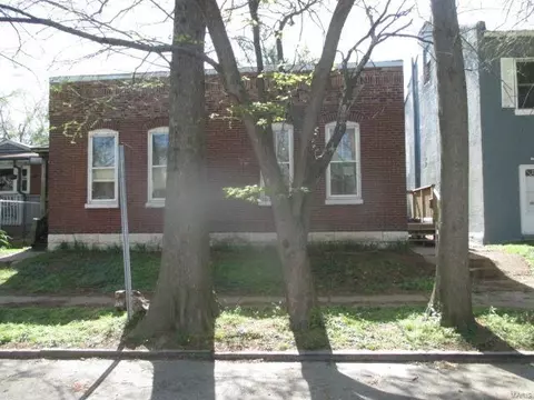 7124 Vermont Ave, St Louis, MO 63011