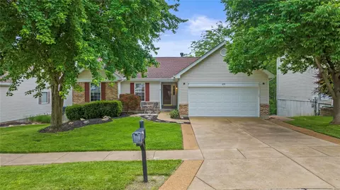 870 Top Notch Ln, Eureka, MO 63025