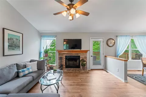 870 Top Notch Ln, Eureka, MO 63025 photo 6