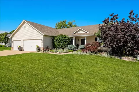 Exterior - 8 Winding Trails Cir, O'fallon, MO 63366 photo 2 of 7