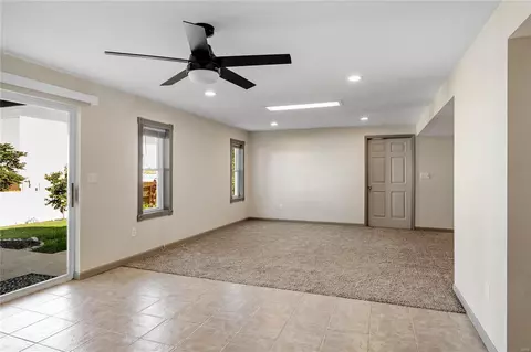 Living - 8 Winding Trails Cir, O'fallon, MO 63366 photo 4 of 6