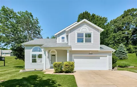 12527 Early Morning Dr, Black Jack, MO 63033