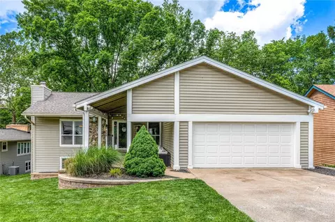 628 Lakewood Dr, Lake Saint Louis, MO 63367